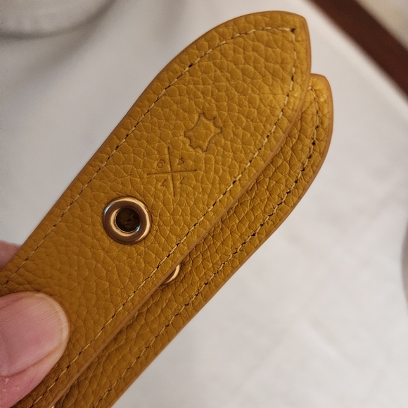 Coach Rambler Crossbody/Shoulder Bag NWT Color: Flax - Picture 7 of 7